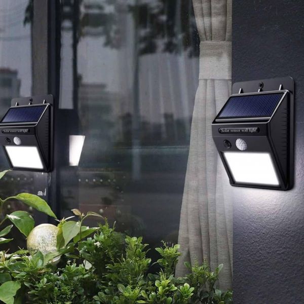 LAMPARA PARA EXTERIORES CON PANEL SOLAR Y SENSORES (3 UNID X 1)